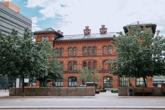 Ravalement façade brique : rénover et protéger la brique sans l'altérer